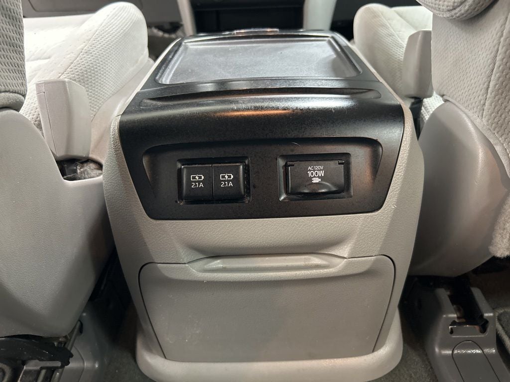 2018 Toyota Sienna LE 7 Passenger