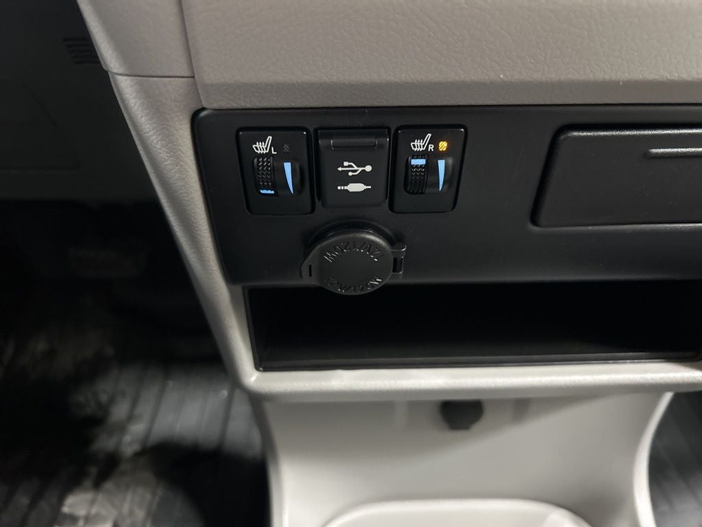 2020 Toyota Sienna XLE