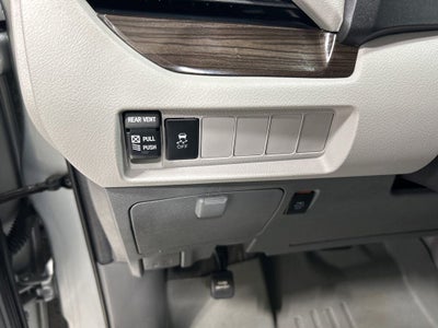 2020 Toyota Sienna XLE 8 Passenger
