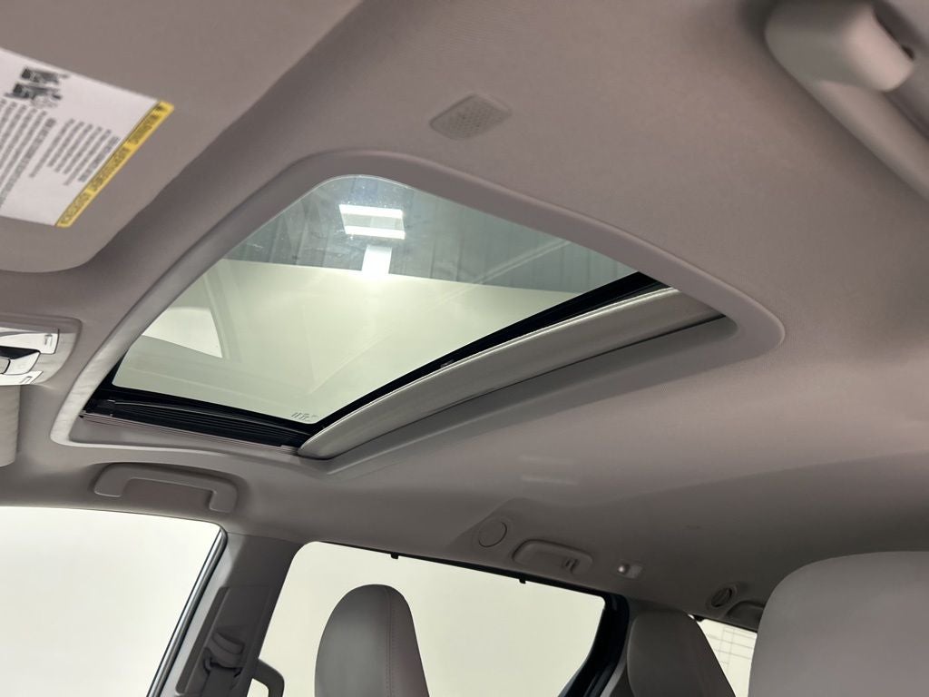 2020 Toyota Sienna XLE 8 Passenger