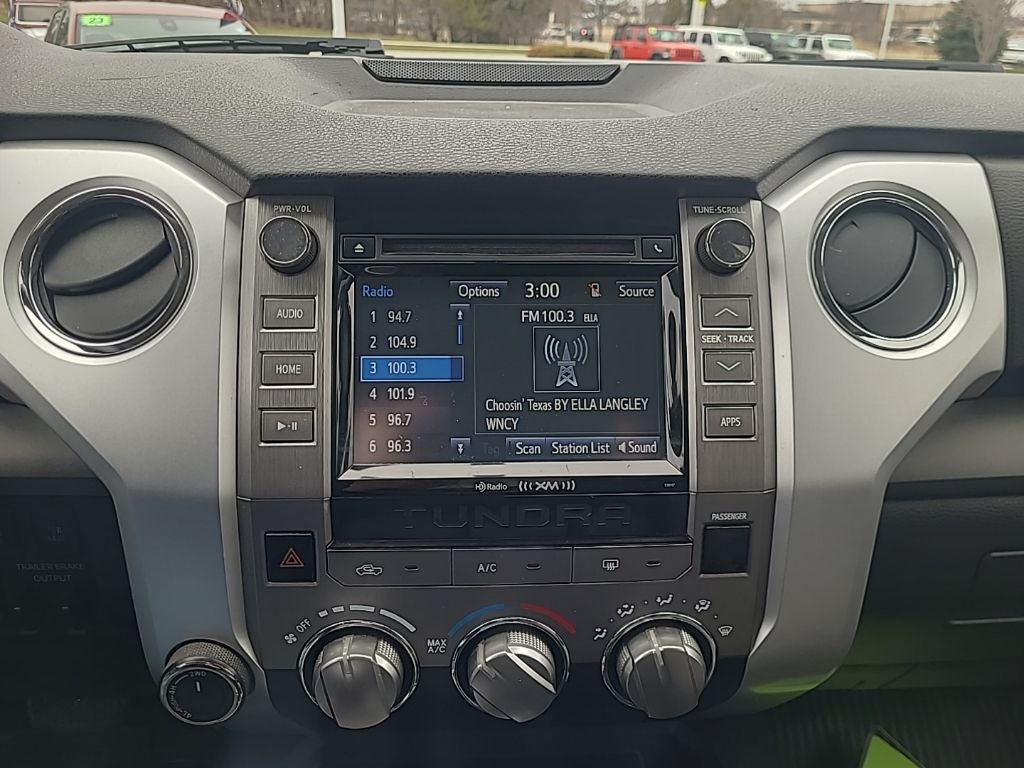 2017 Toyota Tundra SR5