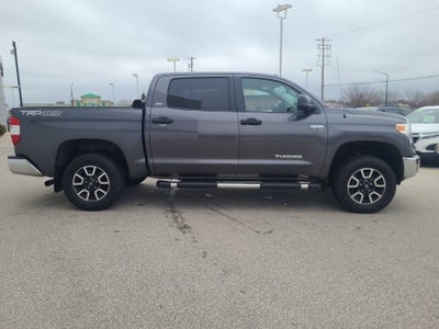 2017 Toyota Tundra SR5