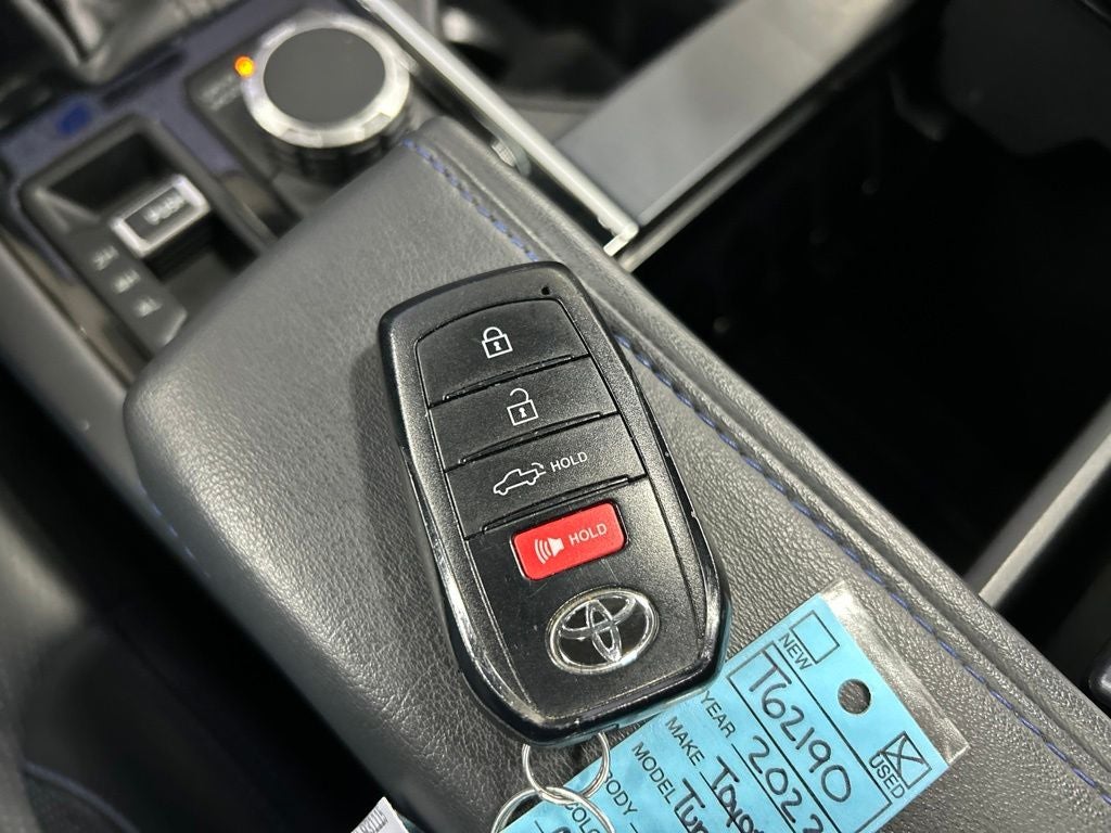 2022 Toyota Tundra Platinum