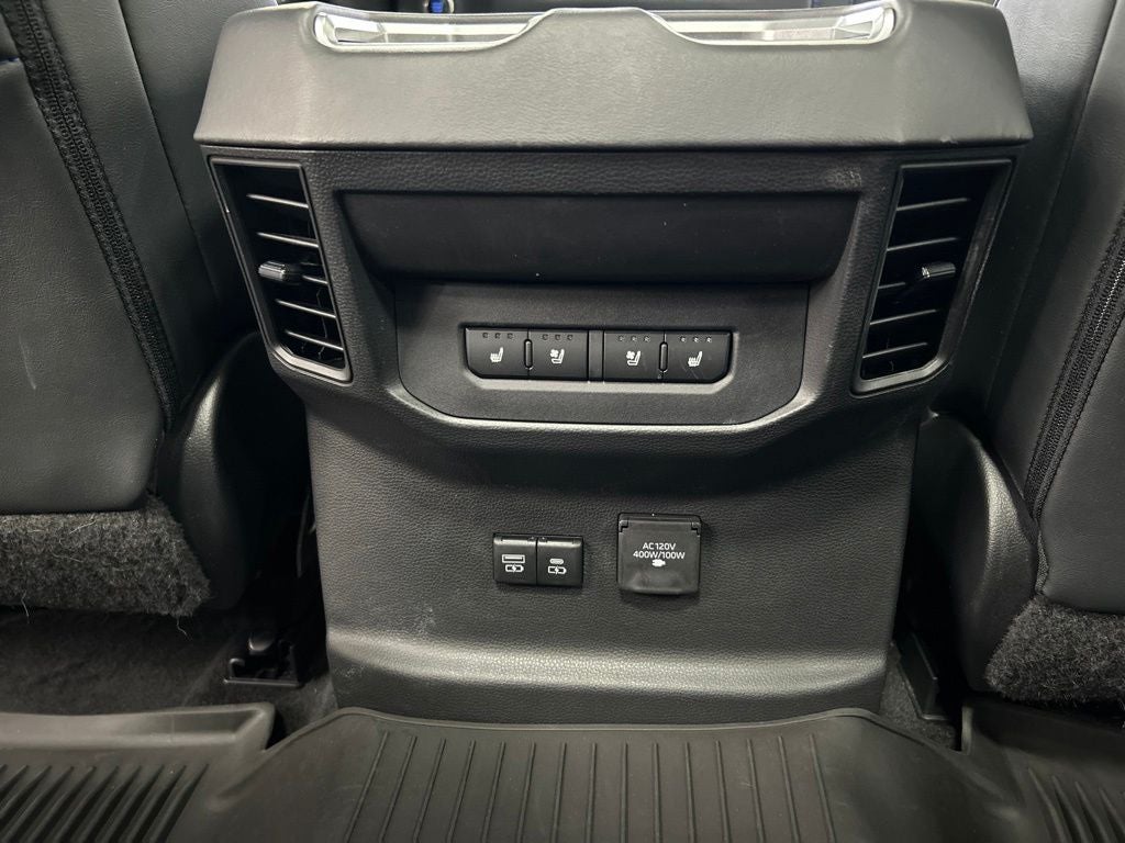 2022 Toyota Tundra Platinum