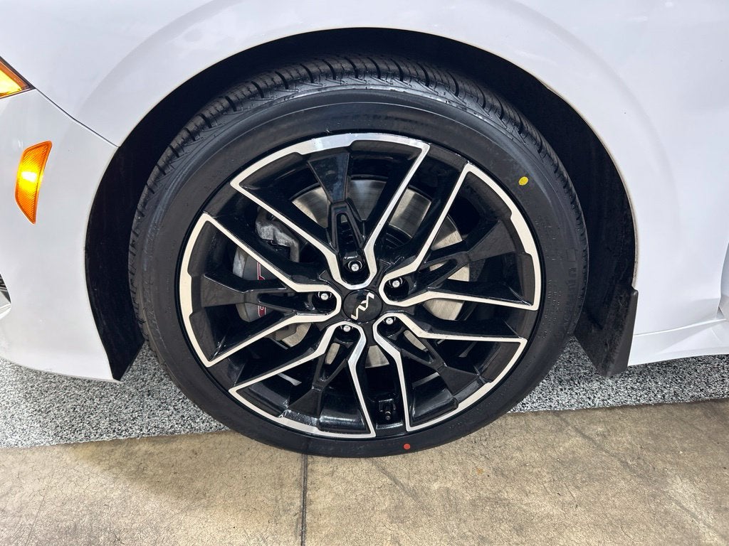 2023 Kia K5 GT