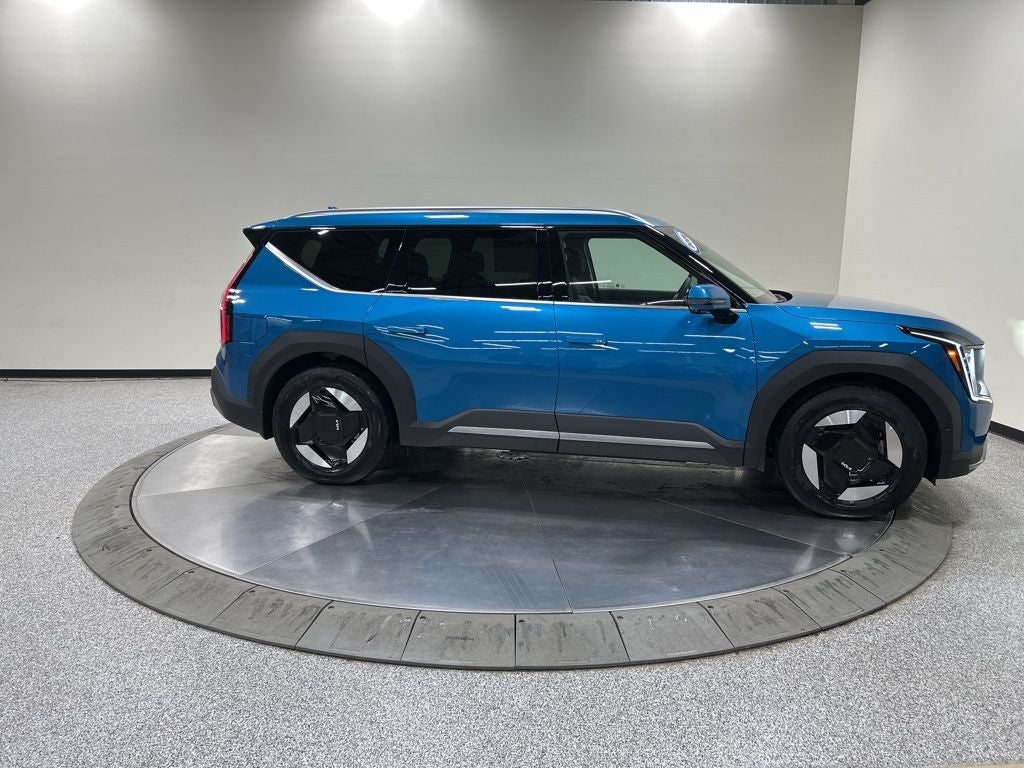2026 Kia EV9 Wind