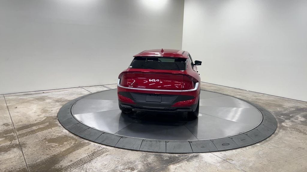 2025 Kia EV6 Light