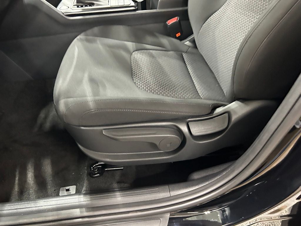2027 Kia Sportage LX