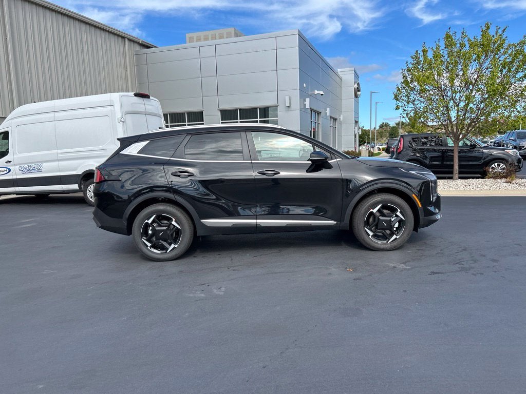 2027 Kia Sportage EX