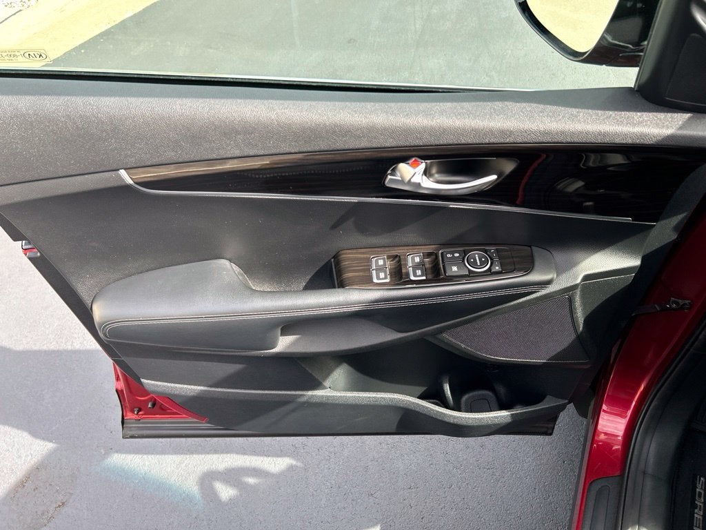 2020 Kia Sorento S
