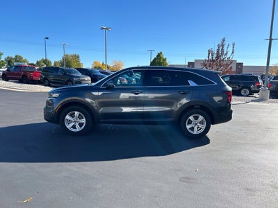 2022 Kia Sorento LX