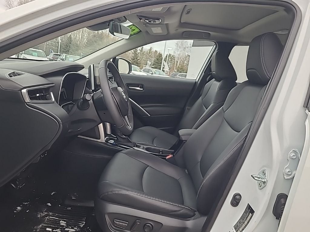 2024 Toyota Corolla Cross XLE