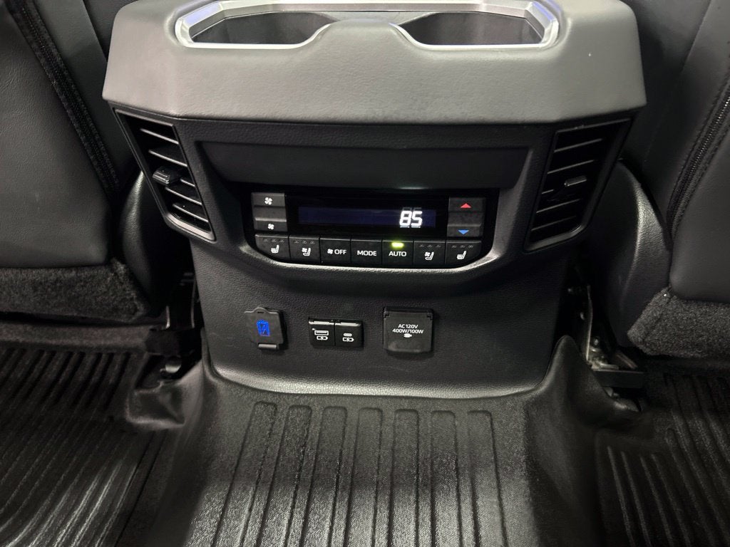 2024 Toyota Sequoia Platinum