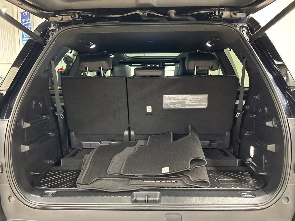 2024 Toyota Sequoia Platinum