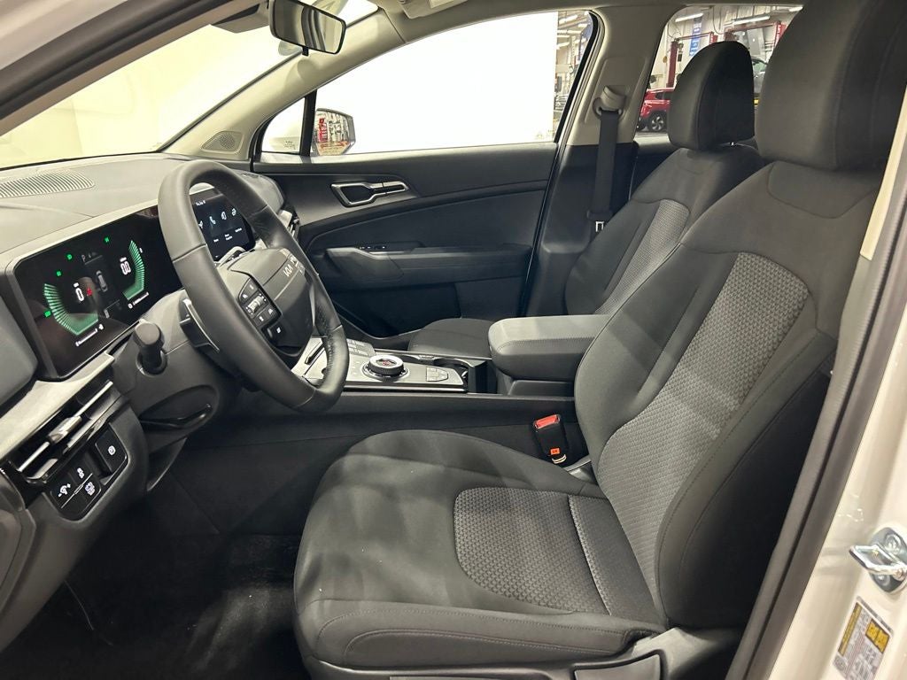 2027 Kia Sportage Hybrid LX
