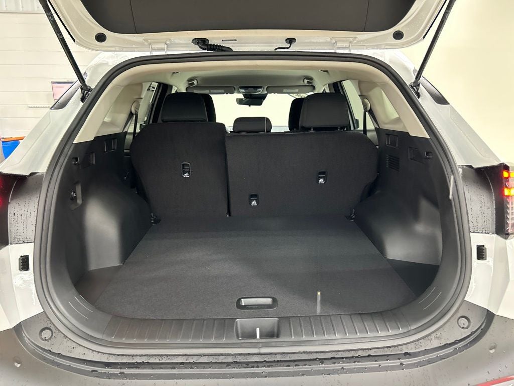 2027 Kia Sportage Hybrid LX