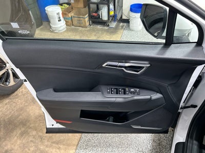 2027 Kia Sportage Hybrid S