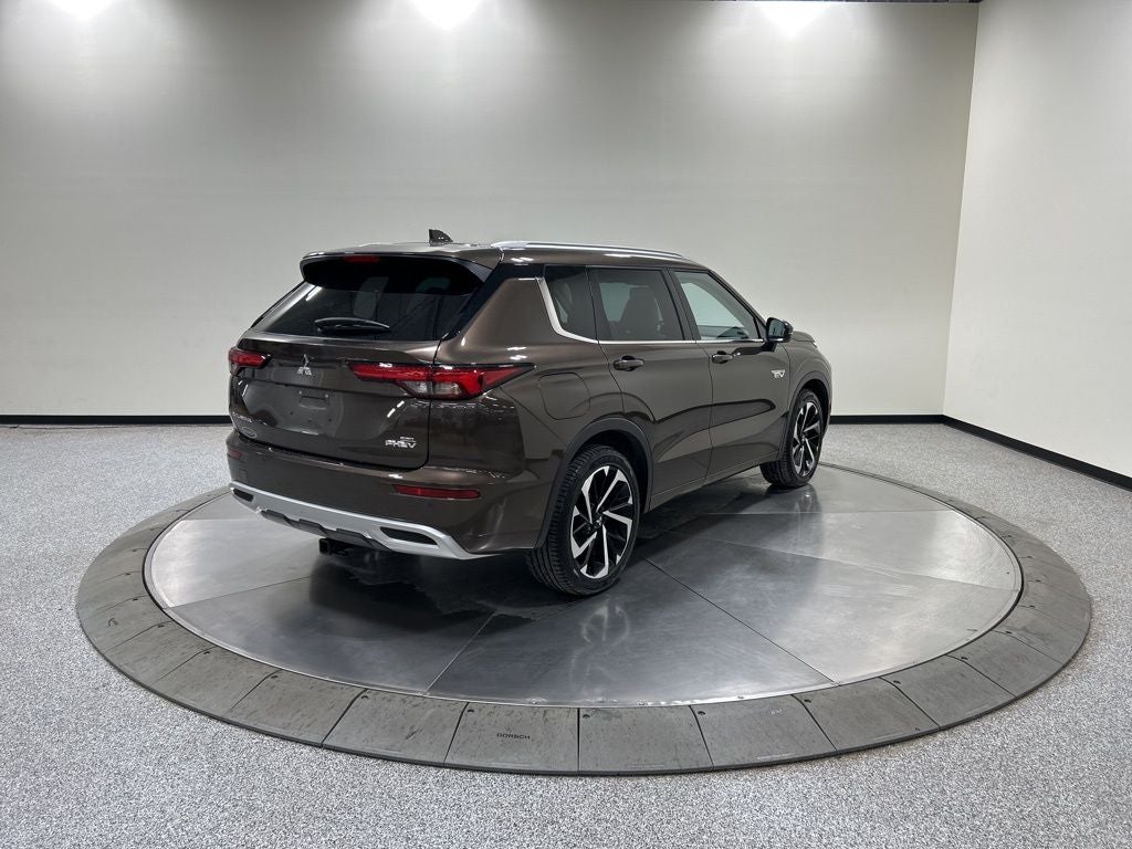 2023 Mitsubishi Outlander PHEV Base