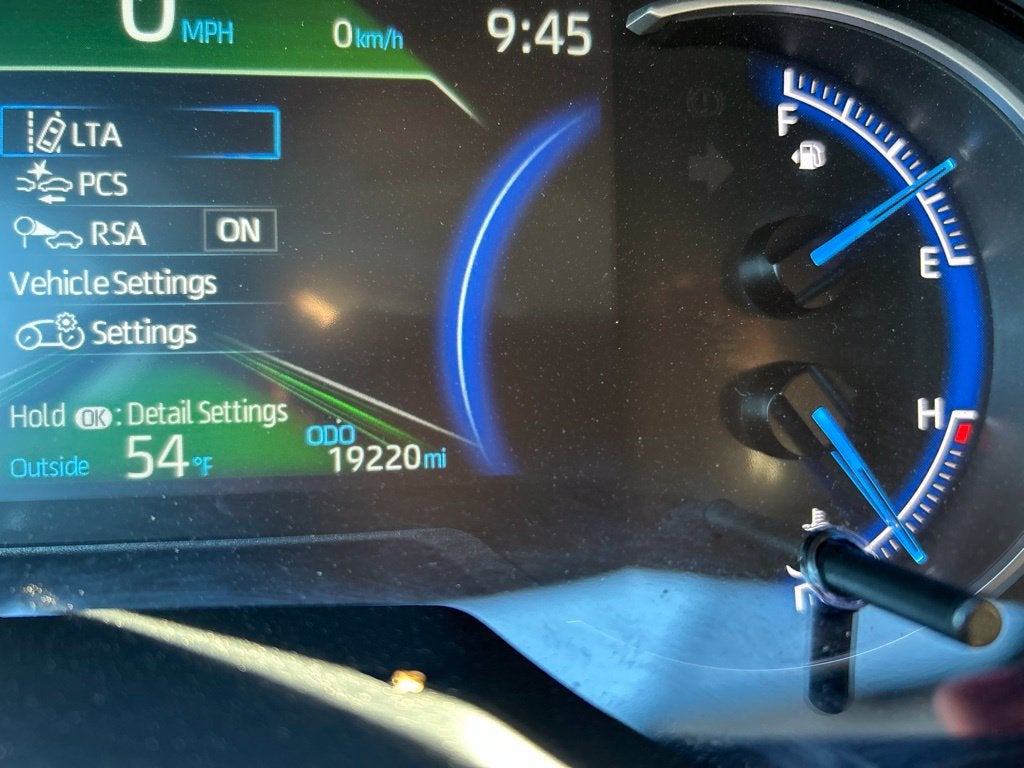 2025 Toyota RAV4 Hybrid LE