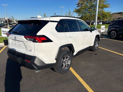 2025 Toyota RAV4 Hybrid LE