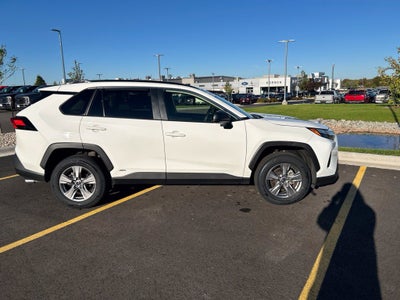 2025 Toyota RAV4 Hybrid LE