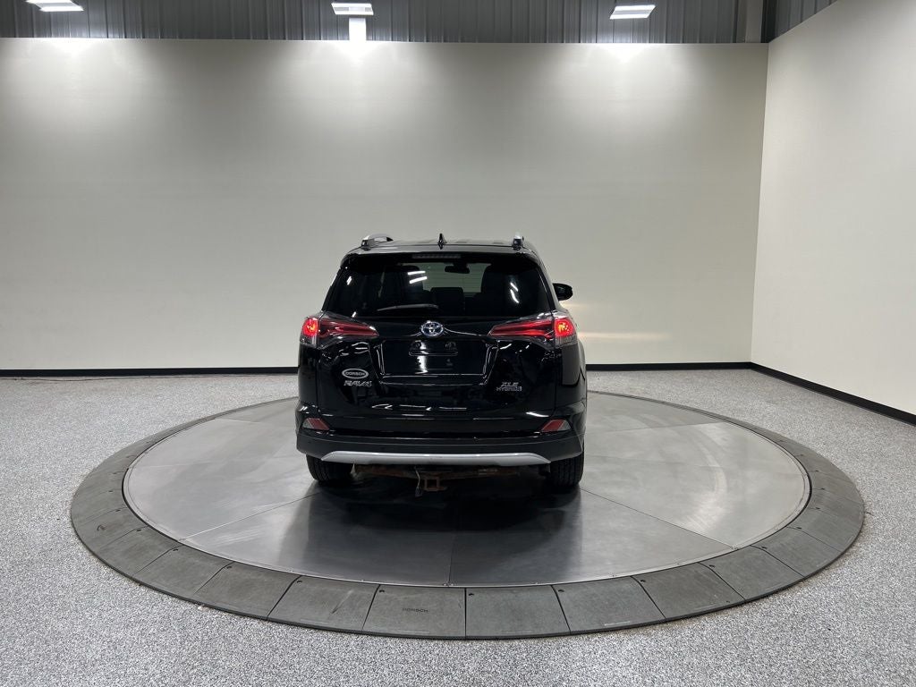 2016 Toyota RAV4 Hybrid XLE