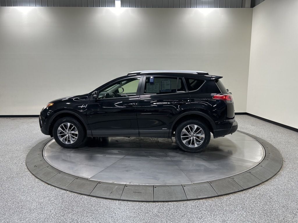 2016 Toyota RAV4 Hybrid XLE