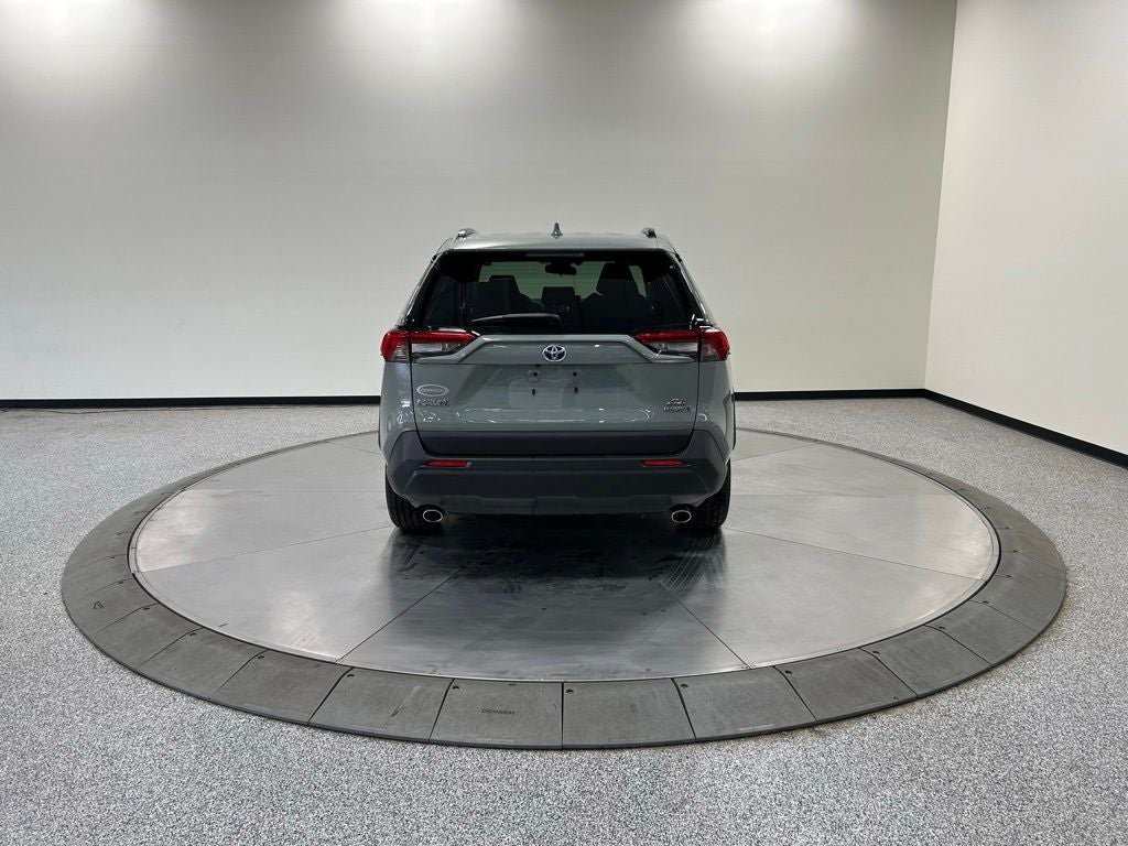 2019 Toyota RAV4 Hybrid XLE