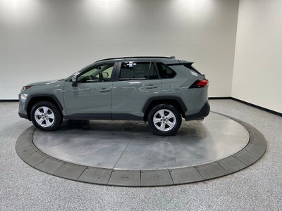 2019 Toyota RAV4 Hybrid XLE