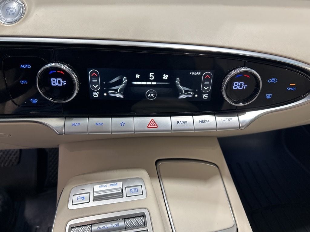2022 Genesis GV70 2.5T