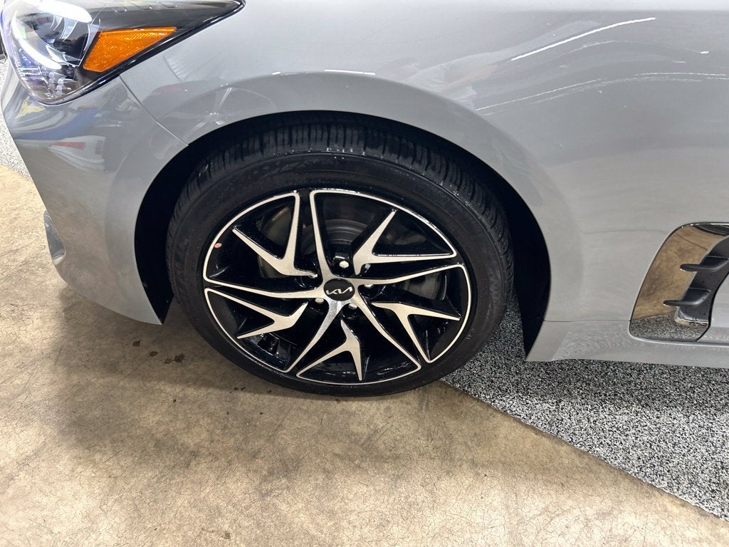 2023 Kia Stinger GT-Line