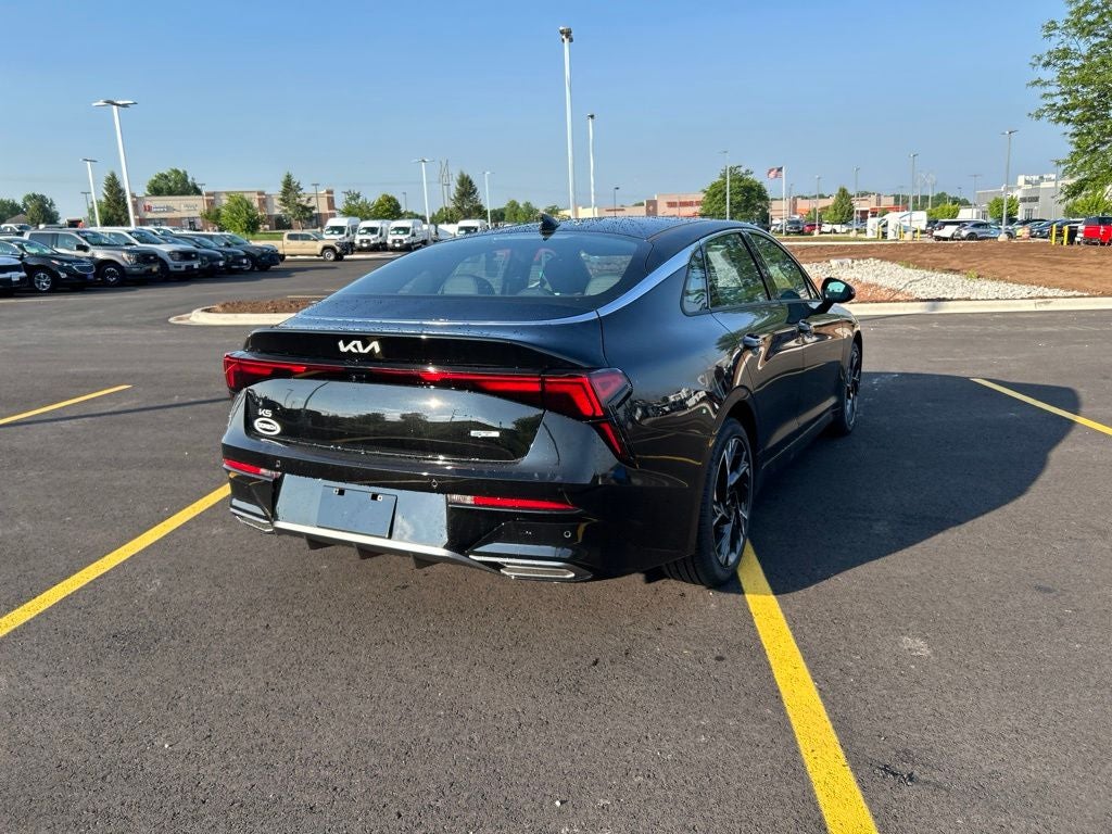 2026 Kia K5 GT-Line