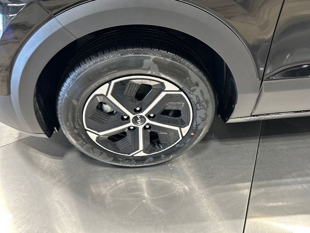 2025 Kia Niro LX