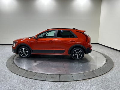 2023 Kia Niro LX