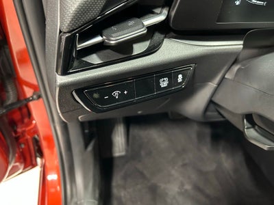 2023 Kia Niro LX