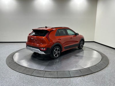 2023 Kia Niro LX