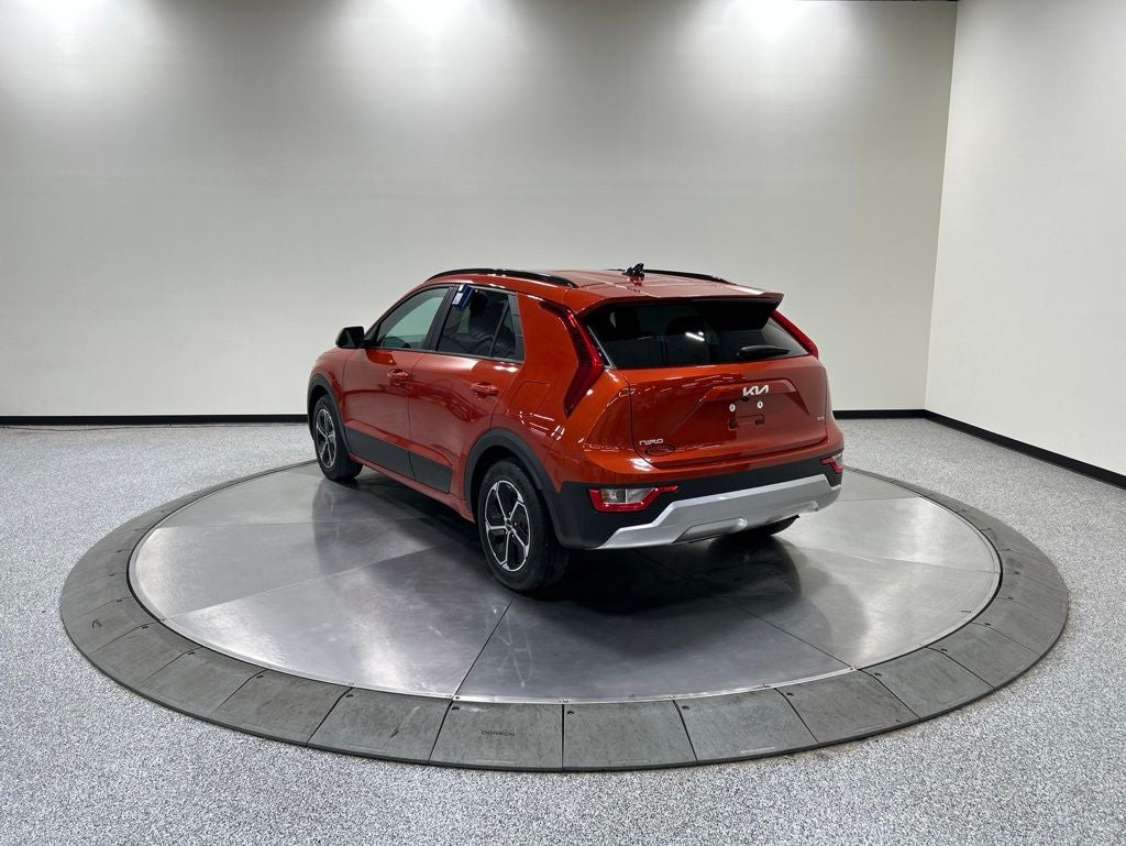 2023 Kia Niro LX