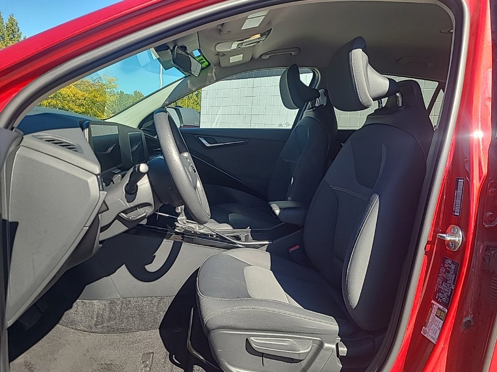 2025 Kia Niro LX