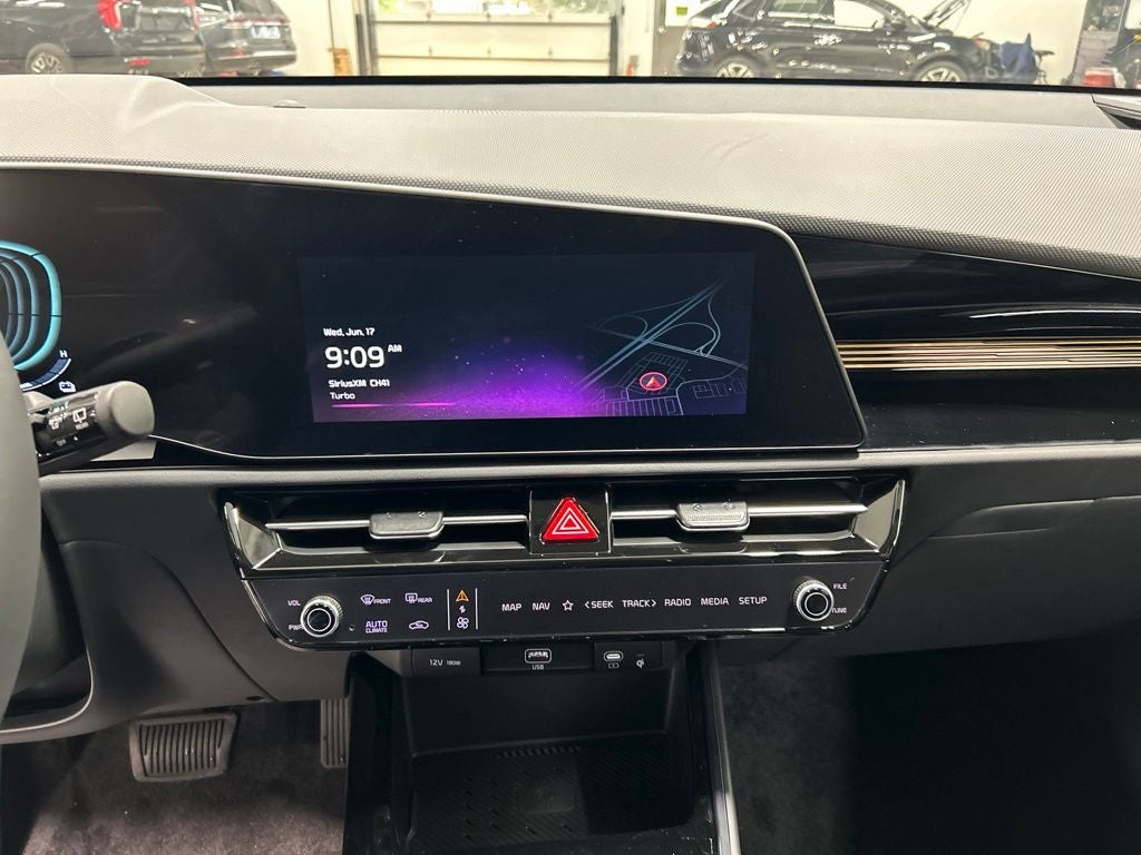 2026 Kia Niro EX
