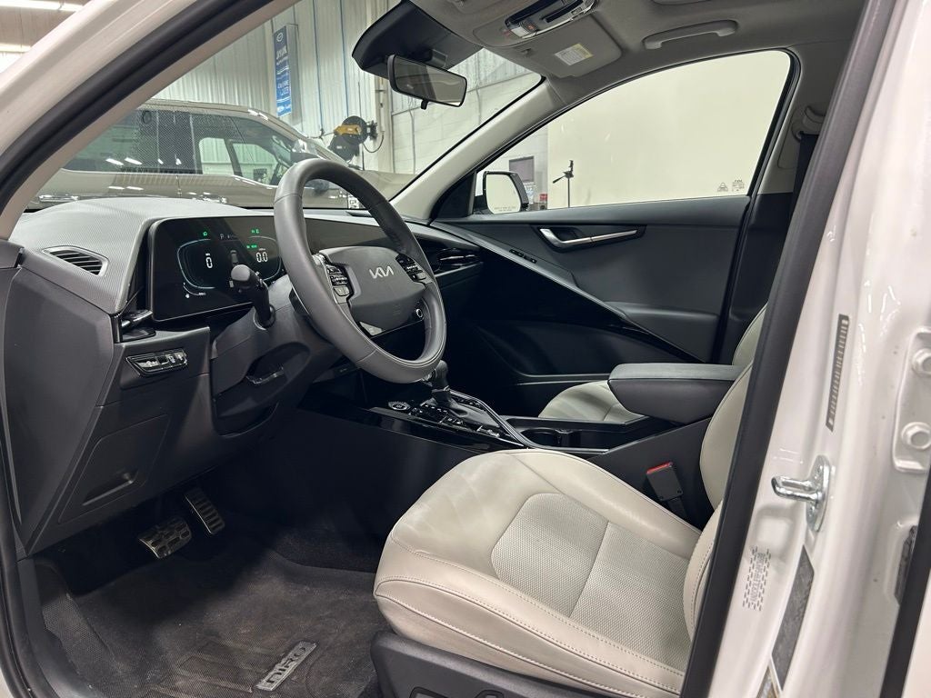 2023 Kia Niro EX Touring