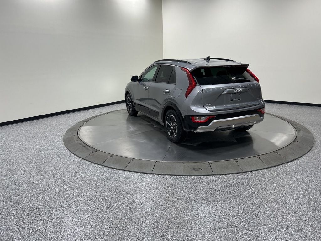2023 Kia Niro SX