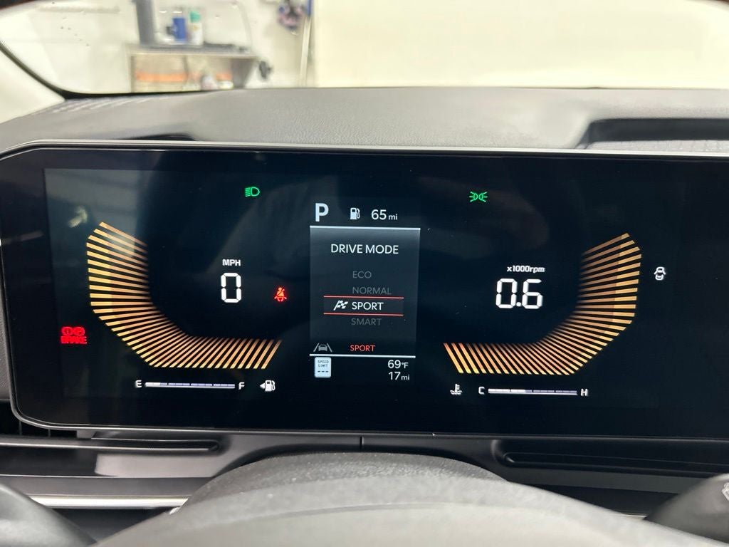 2027 Kia Carnival LXS