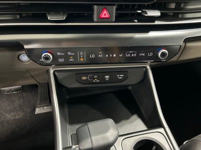 2027 Kia Carnival LXS