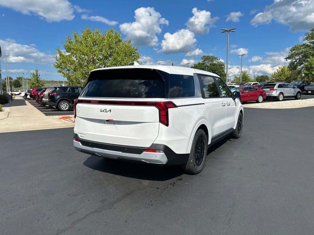 2027 Kia Carnival LXS