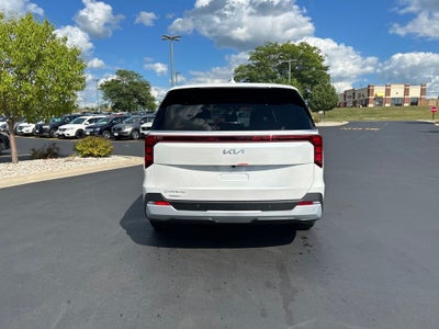 2027 Kia Carnival LXS