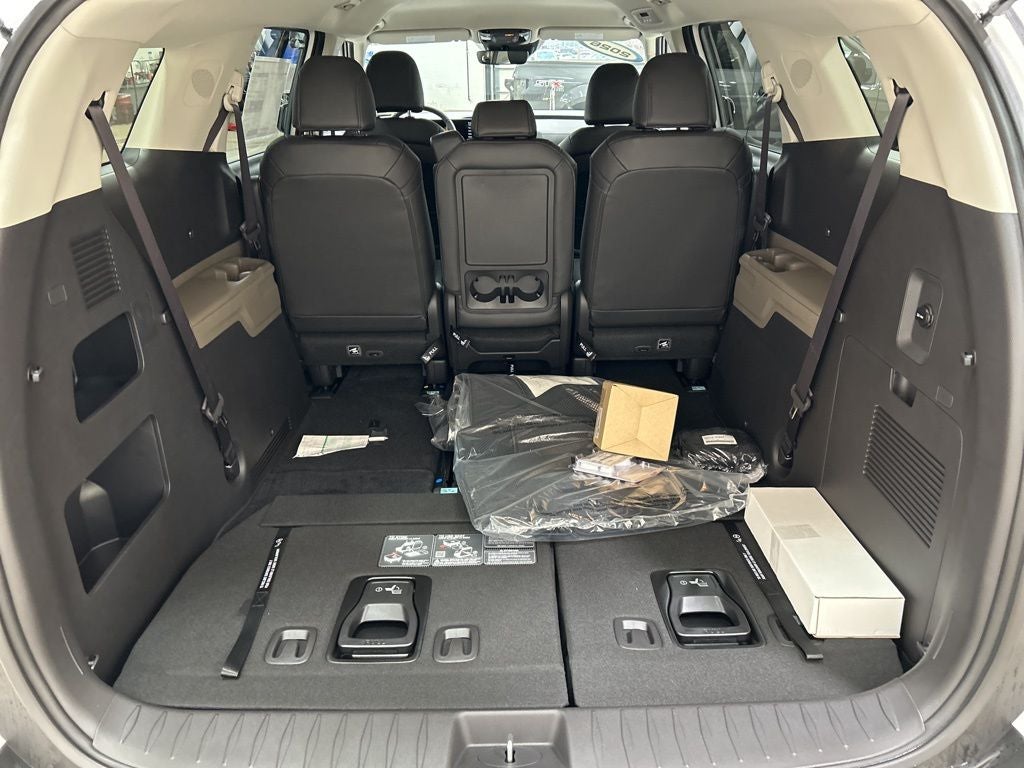 2026 Kia Carnival LXS