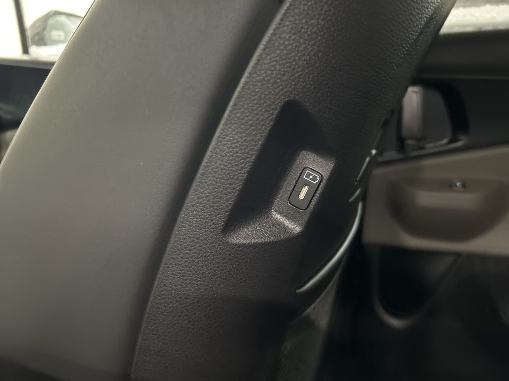 2026 Kia Carnival Hybrid LXS