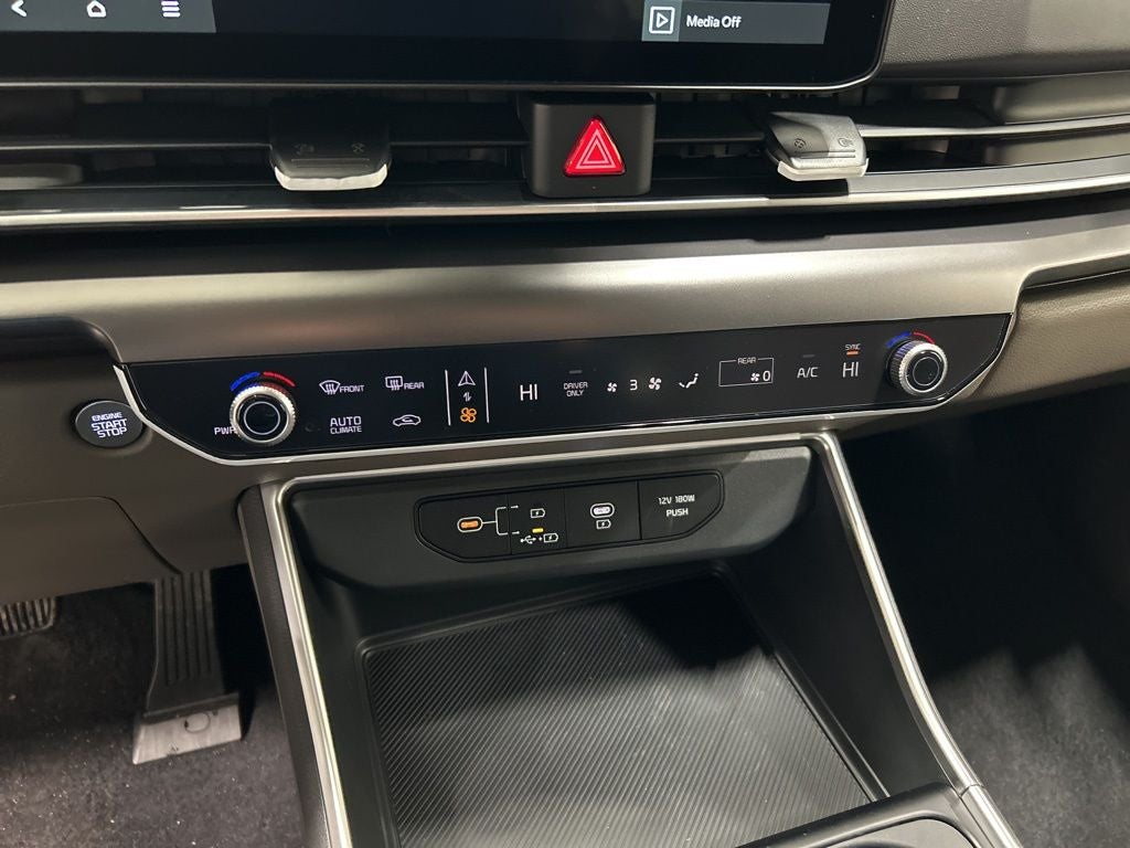 2026 Kia Carnival Hybrid LXS