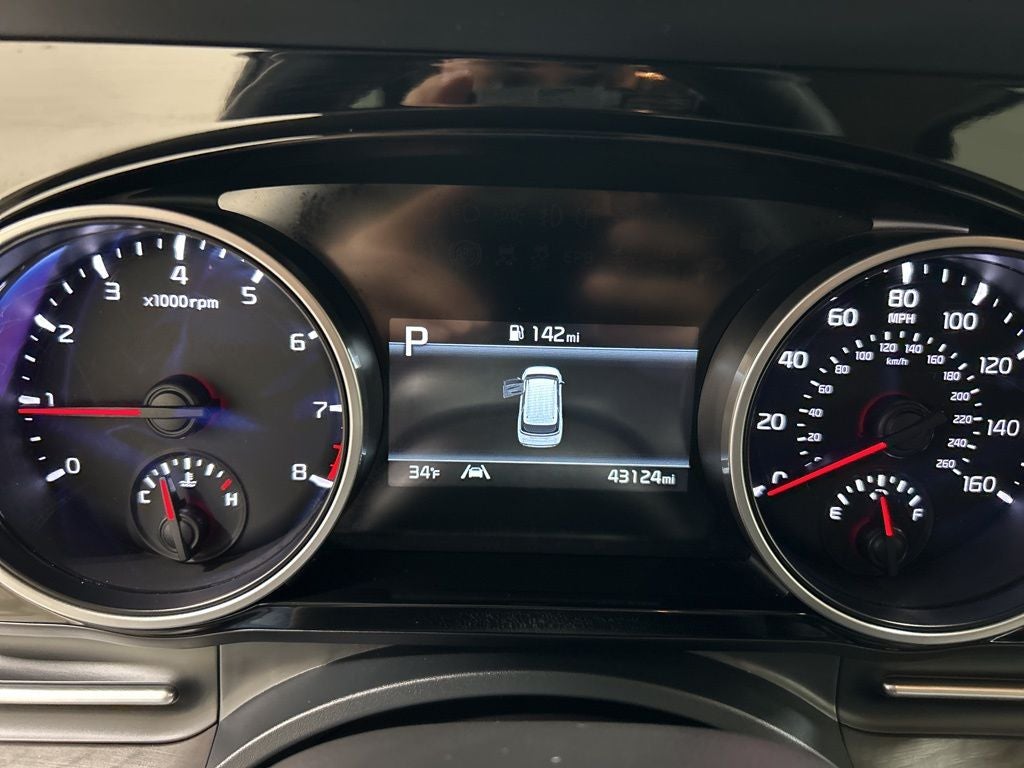 2023 Kia Carnival EX