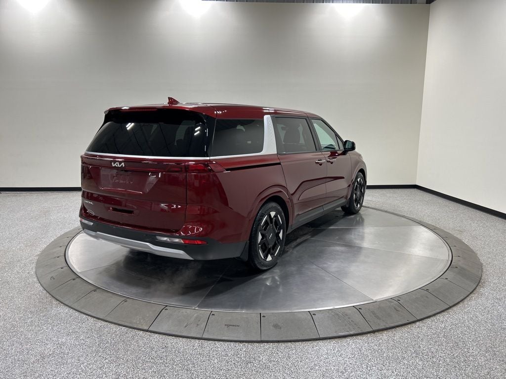 2023 Kia Carnival EX